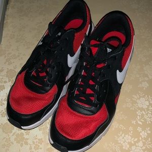 Mens Nike Air Max red/black size 7y